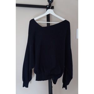 Sweater with unique sexy neck cutting